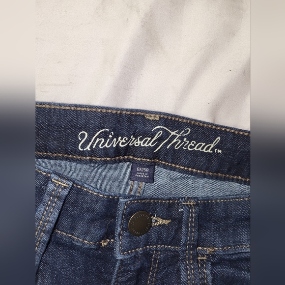 Universal Thread Dark Wash Skinny Jeans - Picture 2 of 3